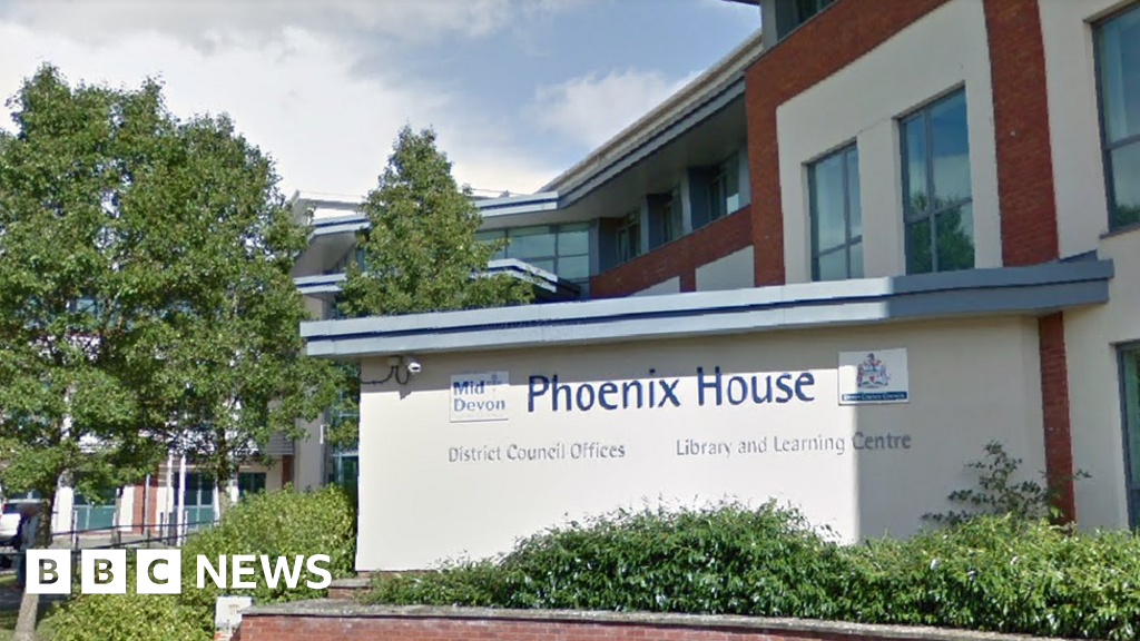 Council to review rollout of threeweekly bin collections