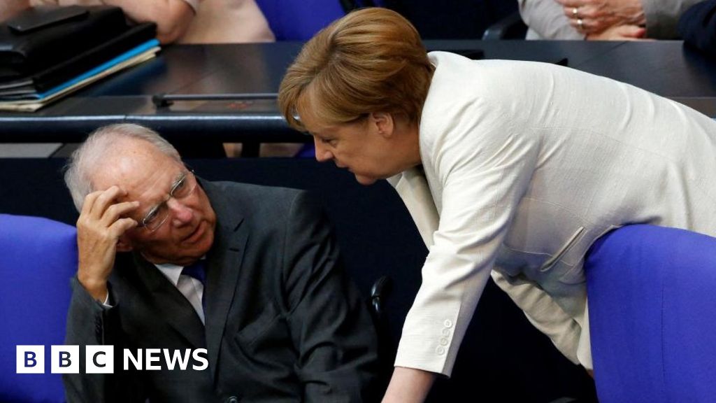 Wolfgangas Schäuble: sulaukęs 81 metų mirė darbštus Merkel finansų ministras