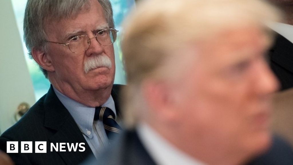 Democrats call for Bolton to testify in impeachment trial thumbnail