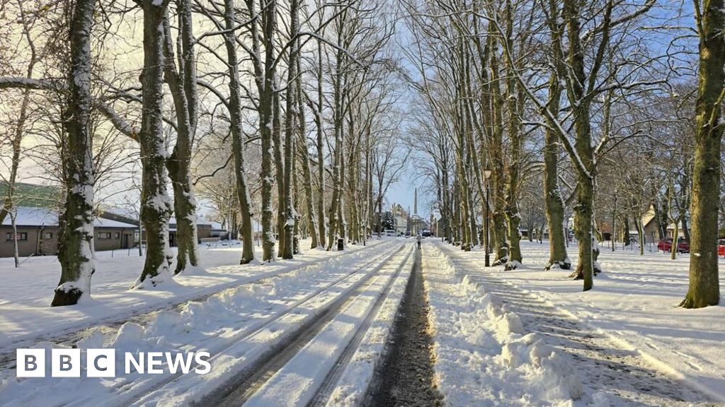 Schools closed as snow and ice warning extends