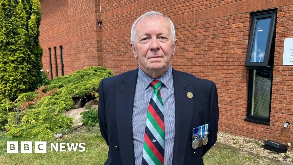 Veteran wants medal law after police chief sacked