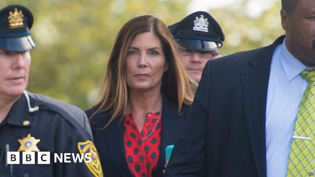Kathleen Kane, Pennsylvania top lawyer, to face prison BBC News