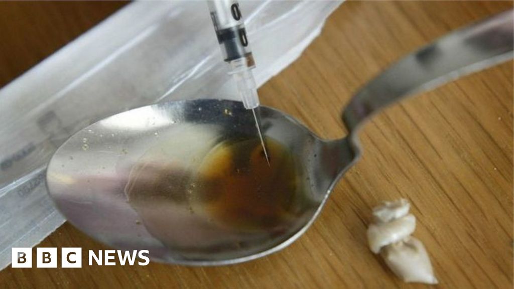 Jail For Man Who Injected Friend With 4 Heroin Bbc News Heroin is a highly addictive, illegal drug. jail for man who injected friend with