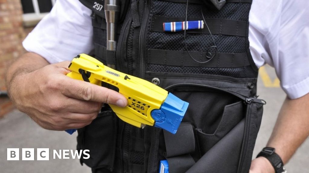 Taser Use By Police In England And Wales Reaches Record High Bbc News - how to get taser in leberty county roblox