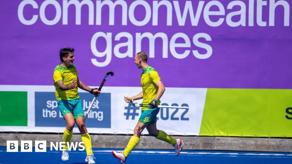 Commonwealth Games: Gold Coast mayor scraps bid for 2026 event