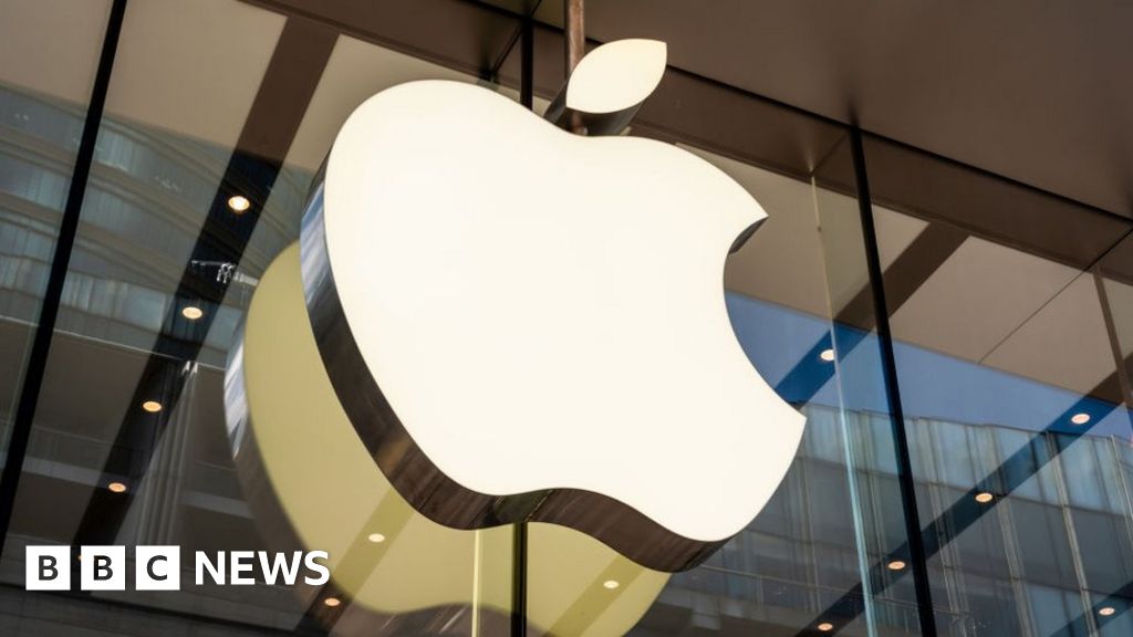 Apple staff make bid for first union at a US store