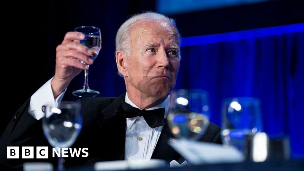 Biden mocks Trump at White House press dinner