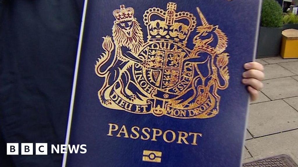 Red Or Blue Colour For Post Brexit Uk Passports Bbc News 1284