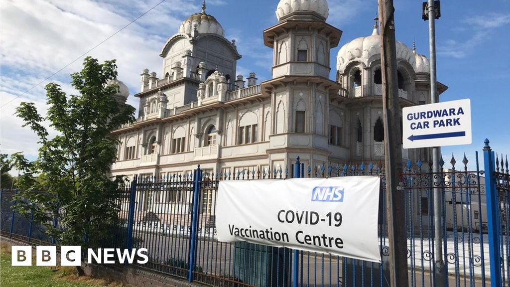 Covid Vaccine Offered To Over 18s At Bedford Drop-in Centre