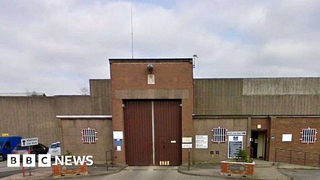 HMP Hindley report slams 'unjustifiable' prison regime - BBC News