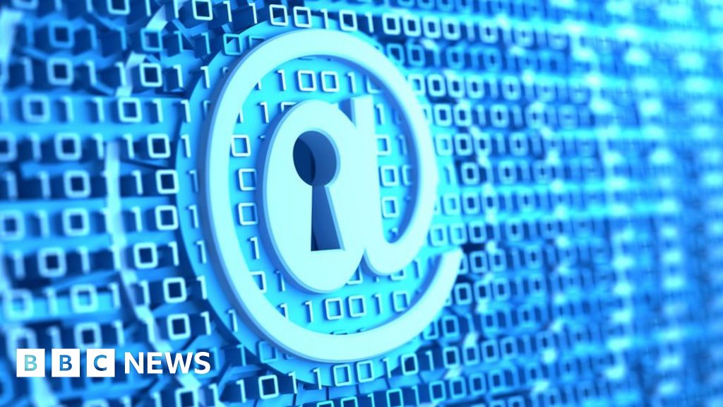 'Sensitive US Army data 'exposed by online leak'