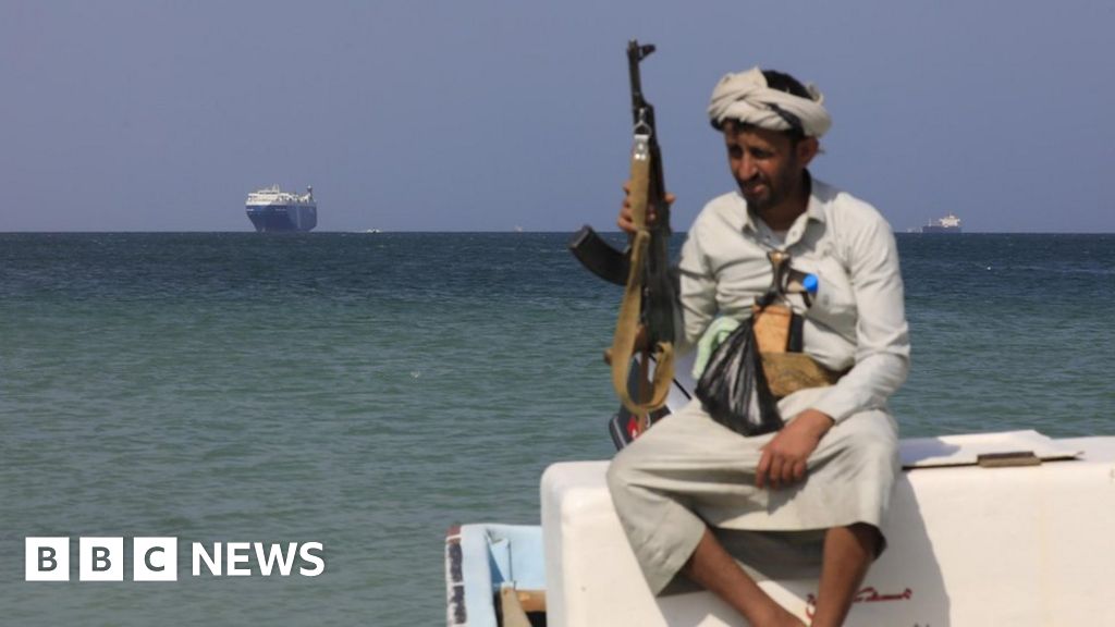 Израелска война в Газа: Йеменските хуси предупредиха срещу нови атаки срещу корабите в Червено море