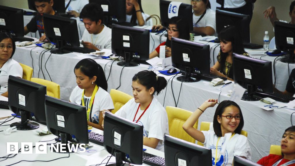 Philippines elections hack 'leaks voter data' - BBC News