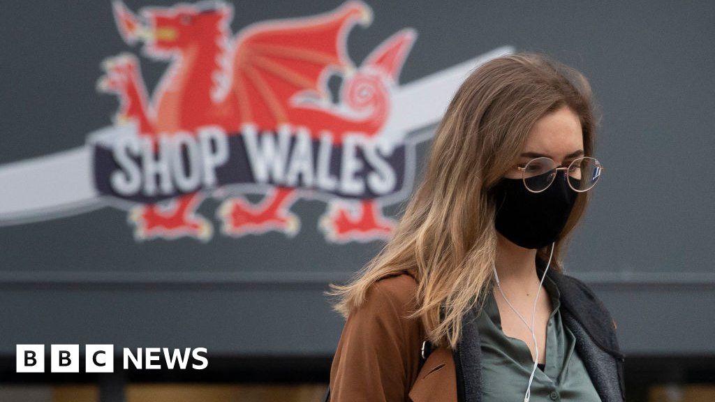 Covid Mask wearing law could go in Wales if all adults vaccinated, says FM