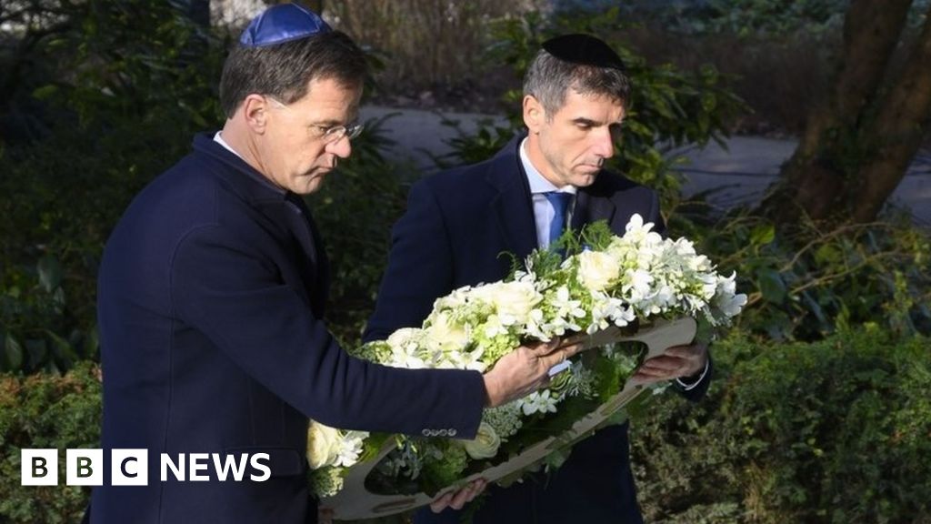 Holocaust: Dutch PM apologises over failure to protect Jews