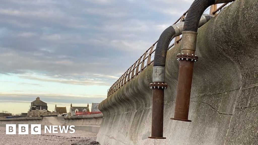 Portland sewer pipe blockage caused by concrete blunder BBC News