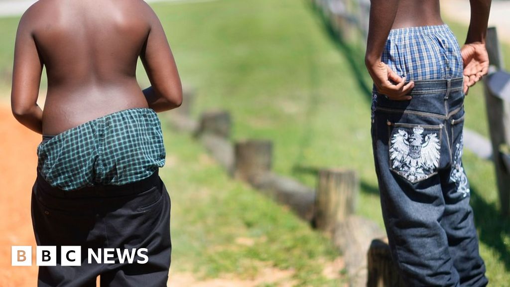 New arrival Show you Pedigree Sagging trousers ban in South Carolina leads to 'race profile' fears - BBC  News