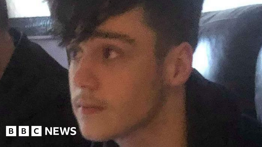 Body found in search for missing teenager John Paul Smyth