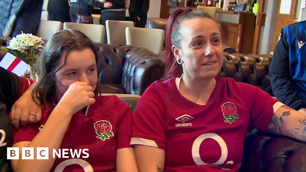 England fans ‘totally gutted’ by loss in Auckland