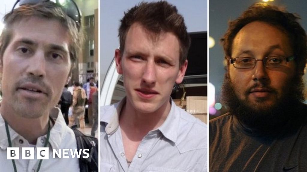 Obama Heckled At Lgbt White House Reception Bbc News