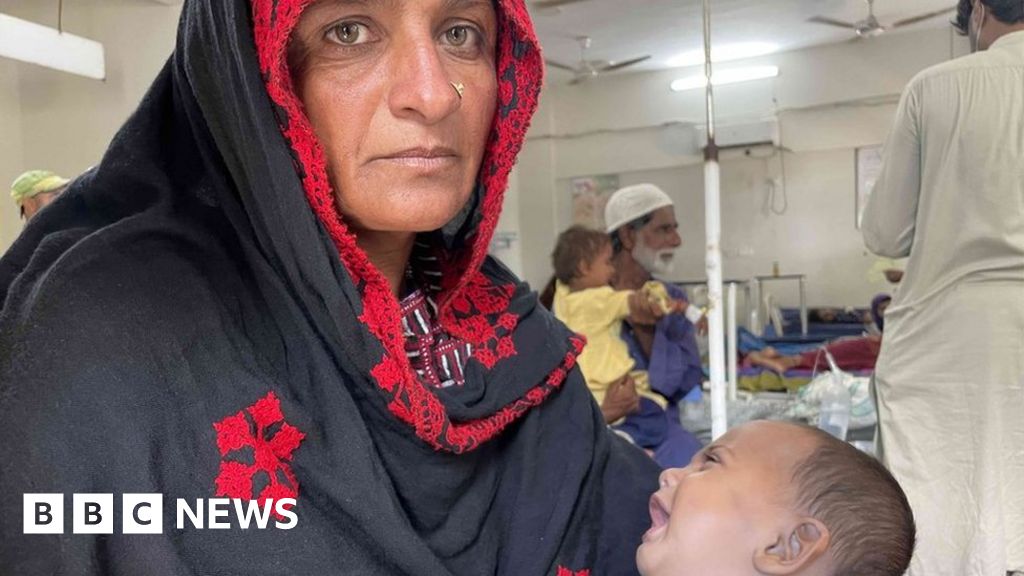 Pakistan floods: 'I lost my home - my baby could be next'