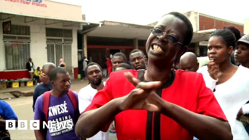 Zimbabwe latest: Harare residents on army takeover - BBC News