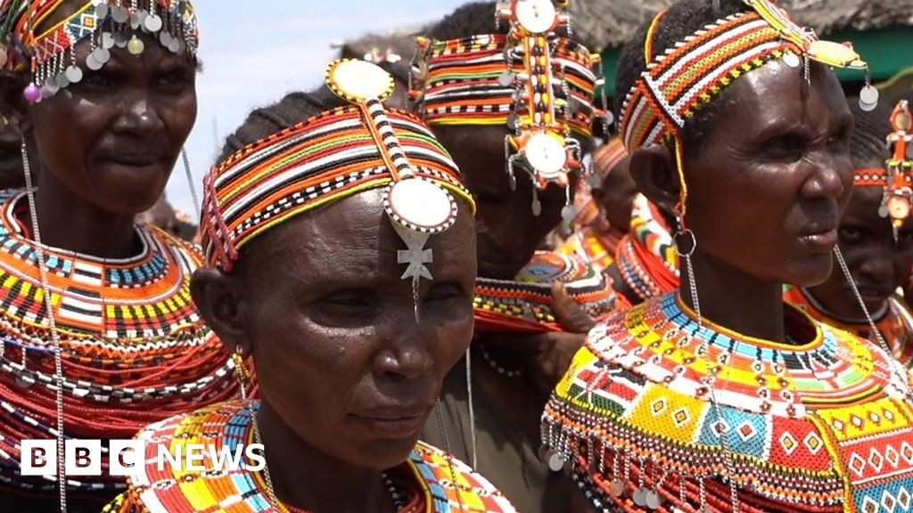 Kenya's El-Molo people fear death of their languag thumbnail