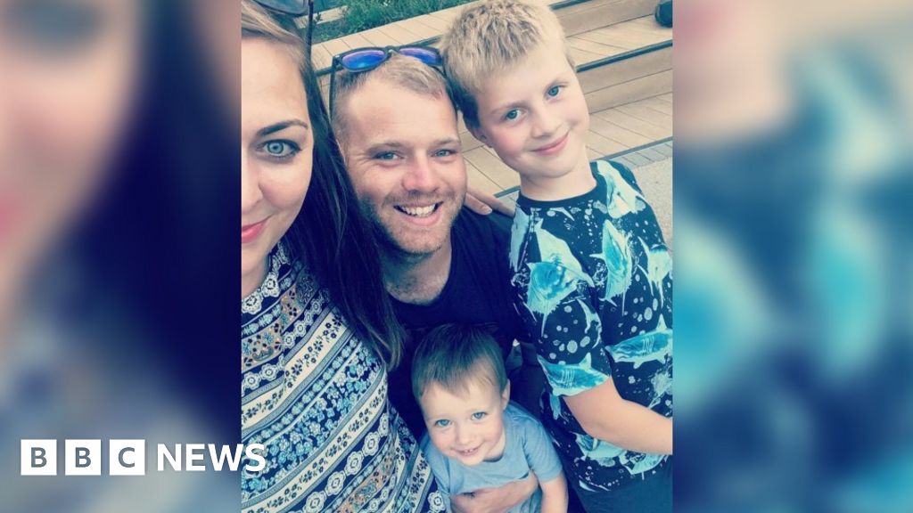 Coronavirus Ilkeston mother thanked for sharing lockdown struggles(02)