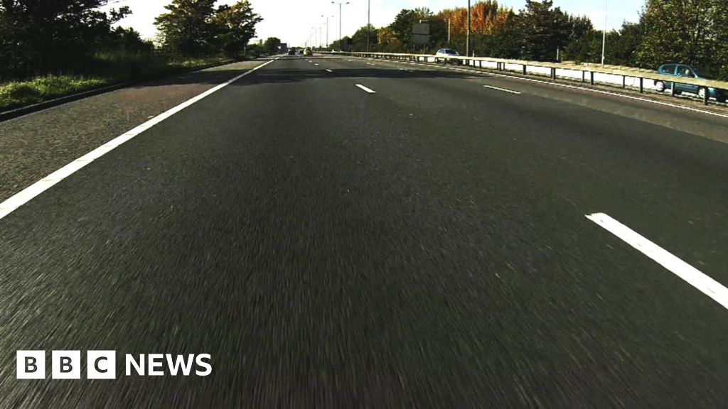 Motorway driving fears How to drive safely BBC News