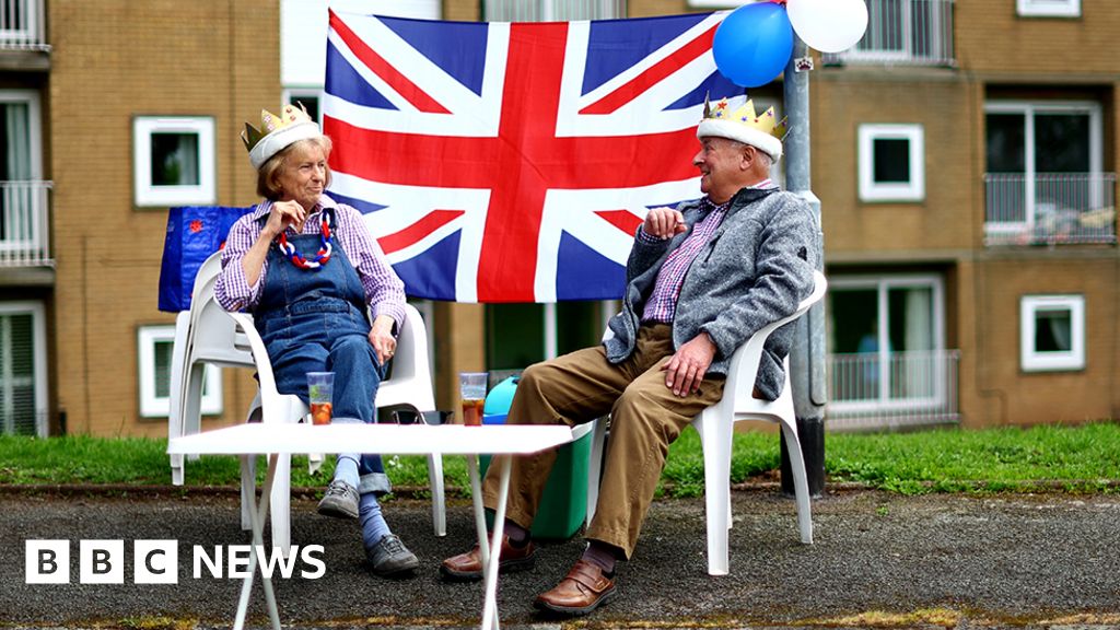 In pictures: Parties mark Coronation Sunday around the UK