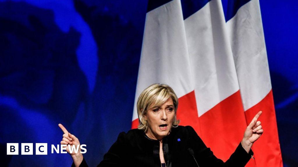 France election Farright's Le Pen rails against globalisation BBC News