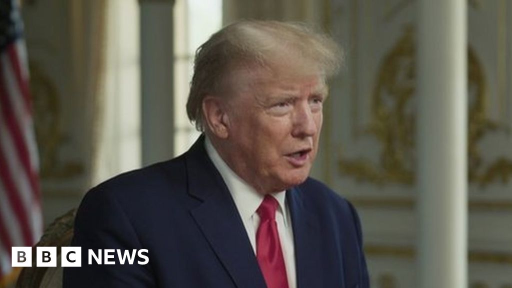 Donald Trump compares himself to Mona Lisa in S4C interview
