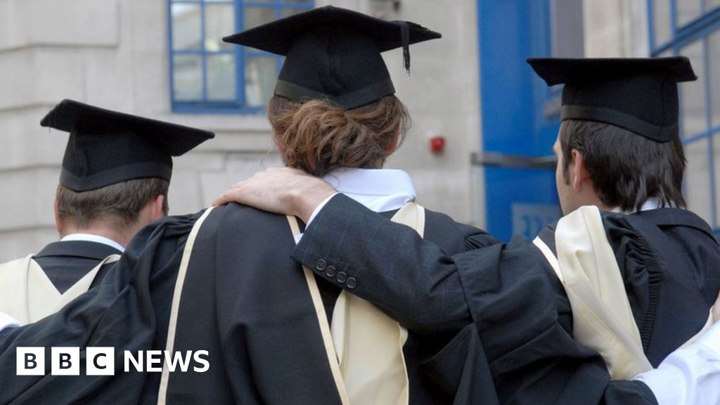 World's top graduates get new UK visa option