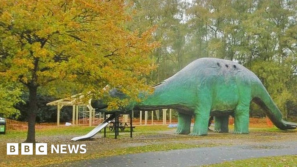Norfolk dinosaur park given permission to expand 