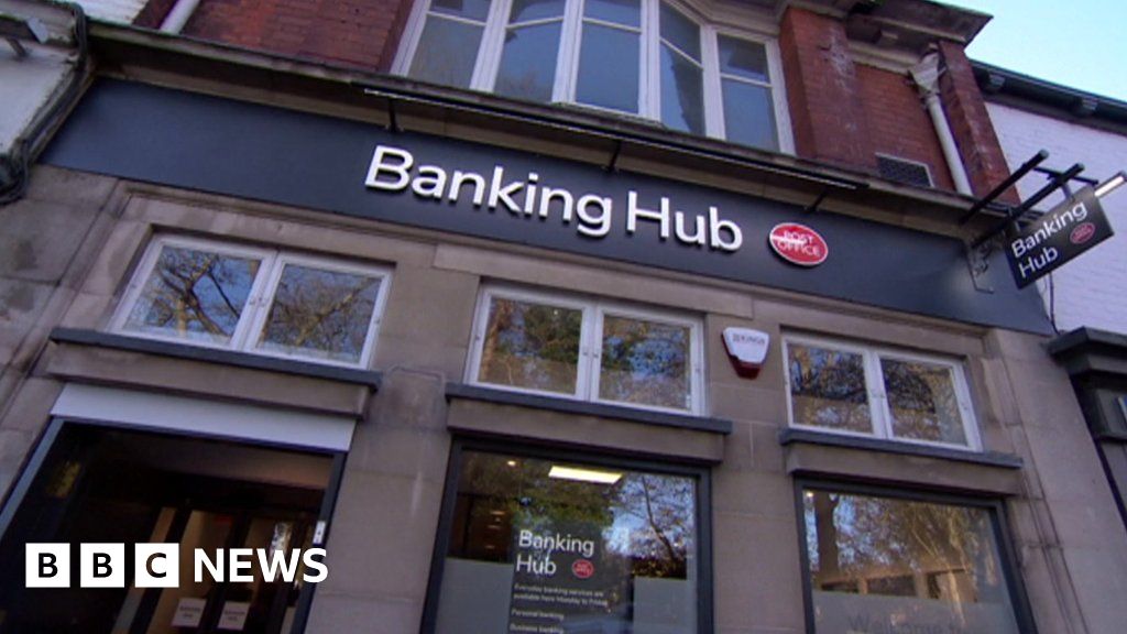 Reprezentanta Anne-Marie Morris critică întârzierea deschiderii centrelor bancare