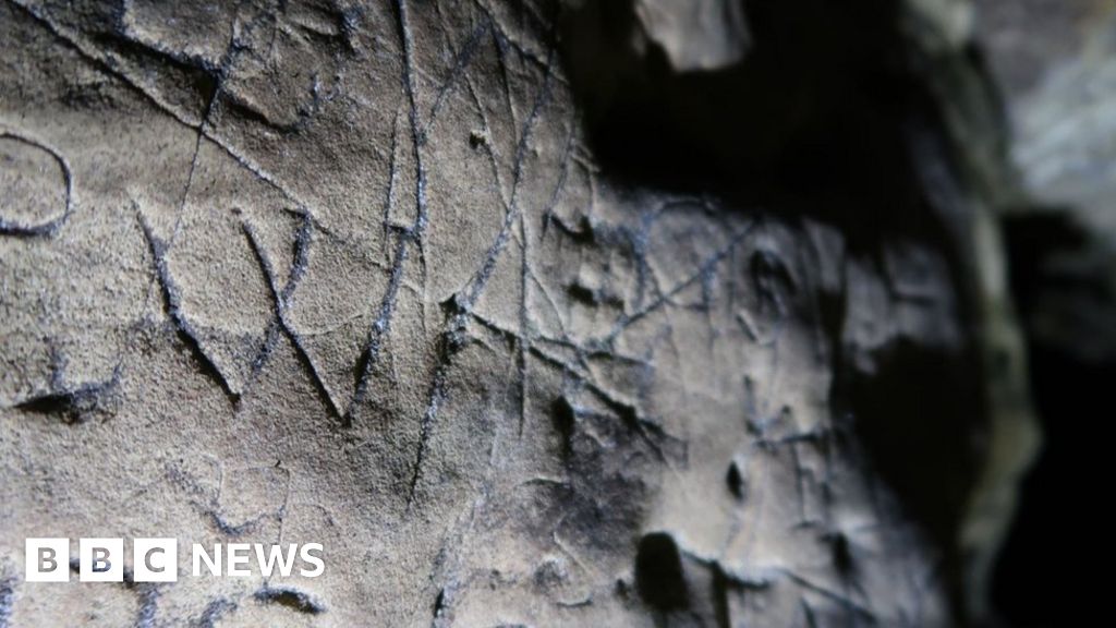 Creswell Crags 'Witches' marks' found in cave network BBC News