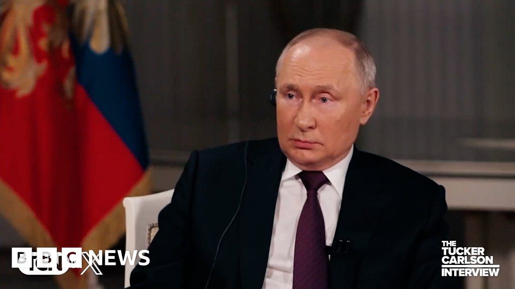 Tucker Carlson asks Putin if he would release detained US reporter