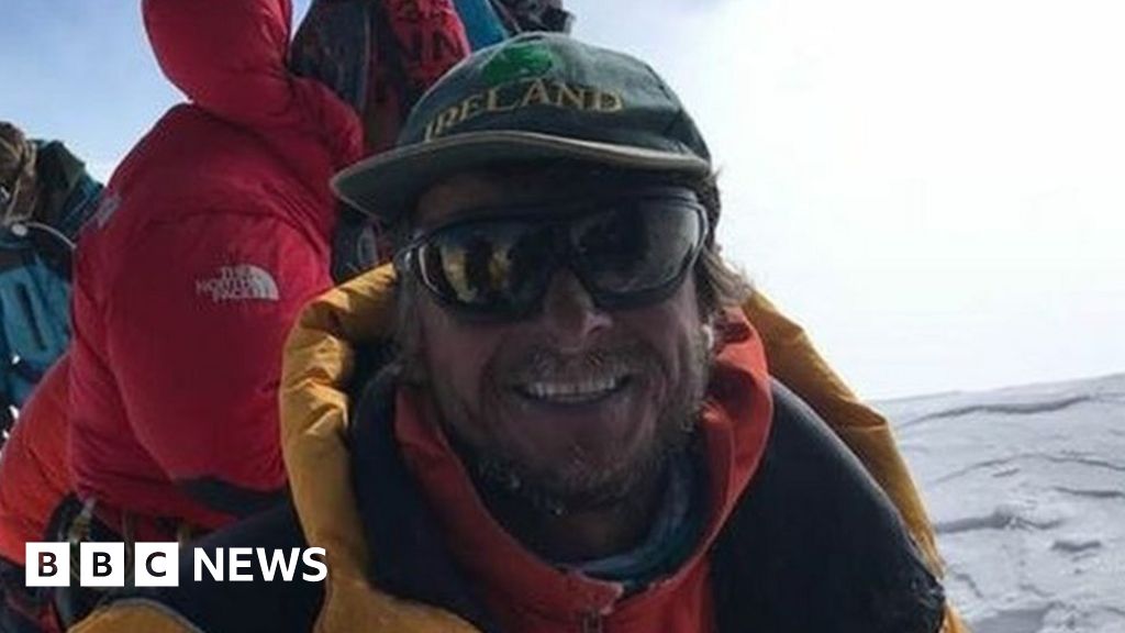 Ni Climber Abandons K2 Summit Attempt Bbc News