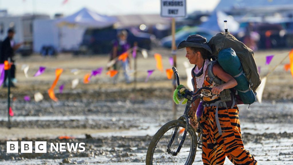Burning Man: Revellers begin to leave as boggy conditions improve