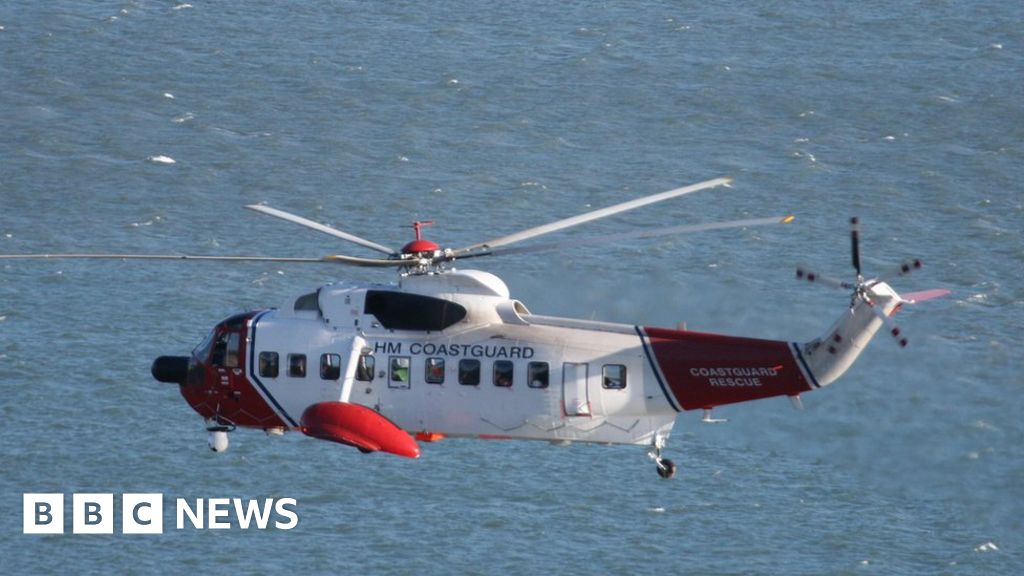 Coastguard Warn Of Risk Of Pollution In Deal Due To Oil Slick