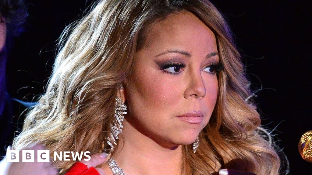 Quiz Of The Week: What Was Mariah Carey's Christmas Setback? - BBC News