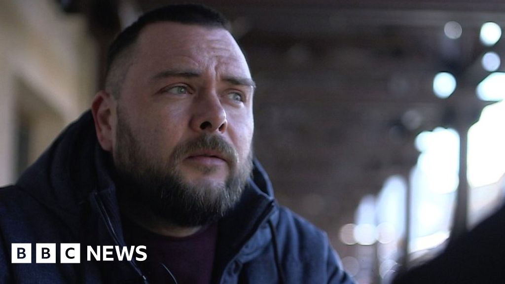 A Ukrainian man has to choose between his family and his country