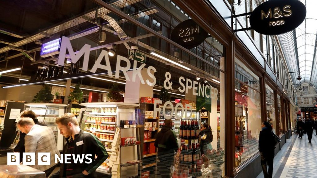 Marks & Spencer blames Brexit as it closes 11 French stores