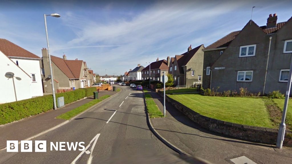 Police Hunt For Knife Wielding Robbers Who Raided Kilmarnock Home Bbc