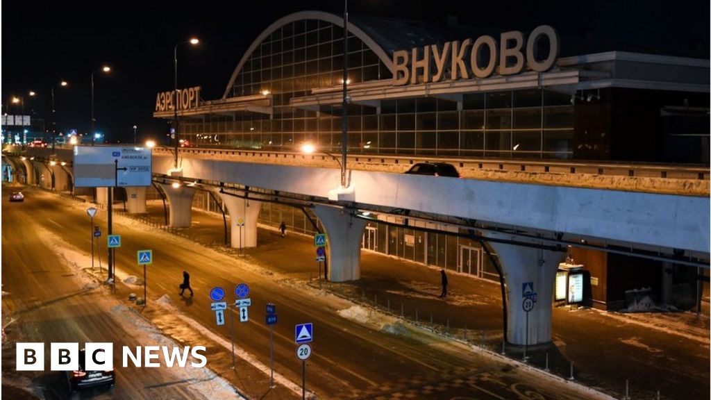 Ukraine war: Major Moscow airport temporarily closed in drone attack
