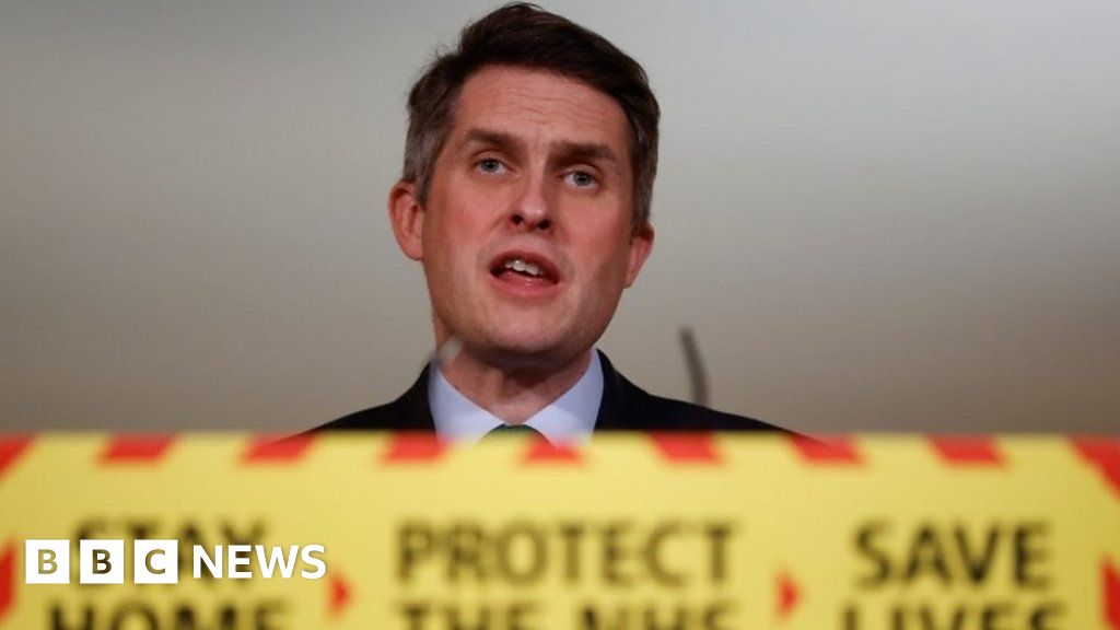 Covid19 Masks to be worn in schools until Easter