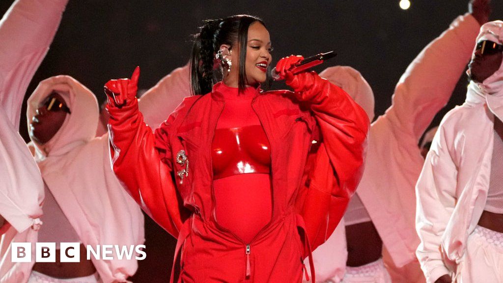 Rihanna may be a world-famous singer, but on this night, she was