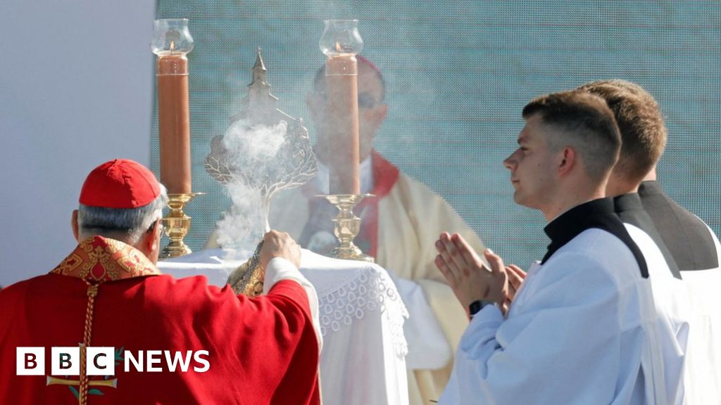 В Полша бе проведена литургия за беатификация на католическо семейство,
