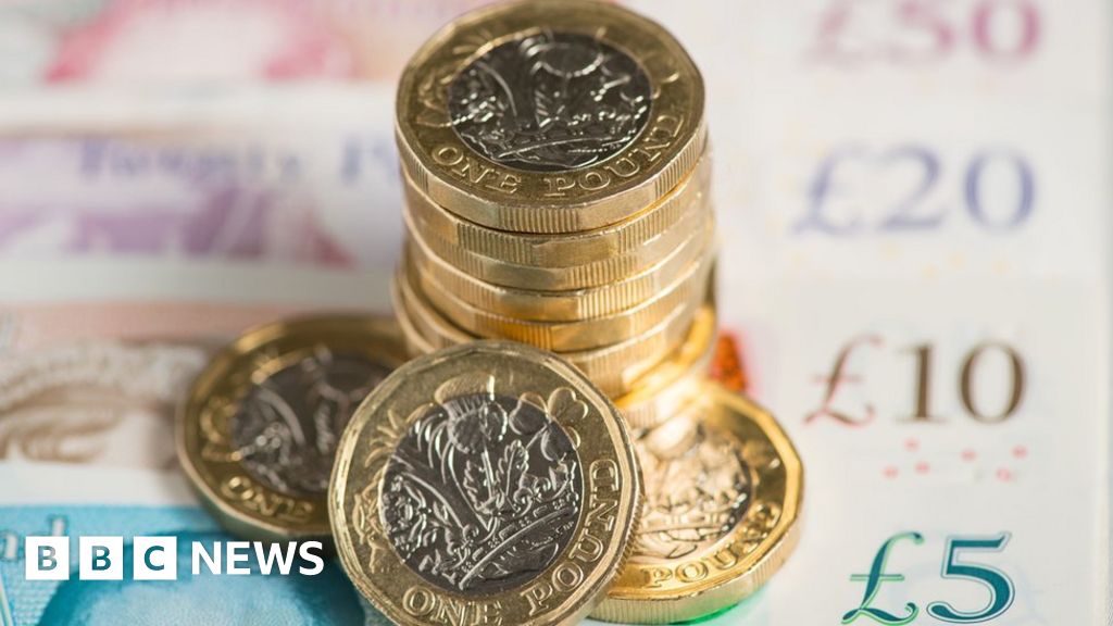 Large ethnicity gap in real living wage, report finds