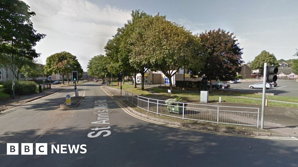 Nottingham shooting Police search for car after man shot BBC News